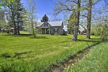 The Farmstead  On 10 Acres W/ Mountain Views!