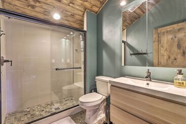 Updated Cabin W/ Hot Tub ~ 11 Mi To Winter Park!