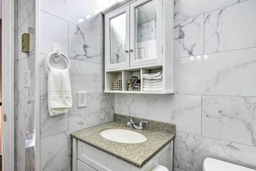 Updated Tobyhanna Home: Family & Pet Friendly