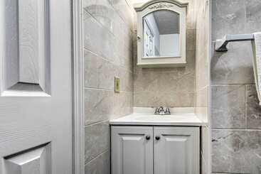 Updated Tobyhanna Home: Family & Pet Friendly
