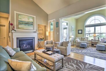 بيت ريفى Vibrant Home In Ocean View W/ Screen Porch