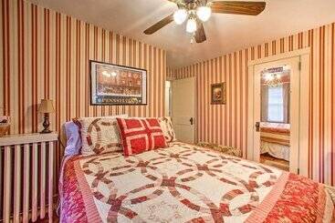 Whimsical Lancaster House W/porch, Near Amish Farm