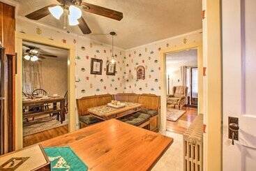 Whimsical Lancaster House W/porch, Near Amish Farm