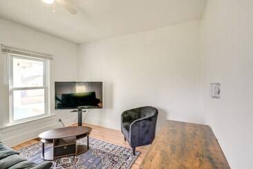 Cedar Rapids Vacation Home Near Downtown District!
