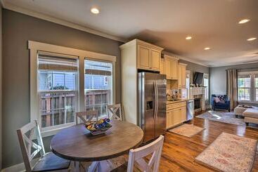 Cozy Southern Pines Retreat 1 Mi To Downtown!