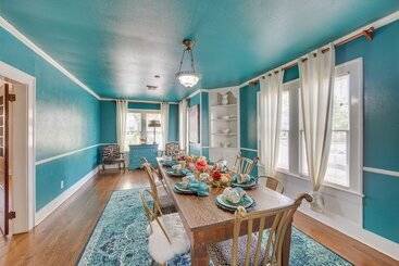 The Pink Azalea    Tyler Home W/ Yard + Patio!