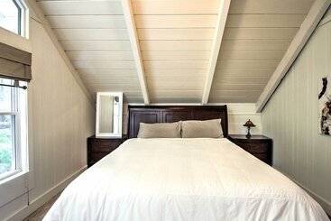 Gilford Cabin   2 Mi To Gunstock Mountain Resort!