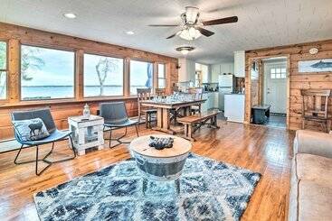 Houghton Lake Cottage W/ New Private Deck!