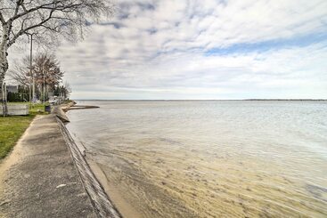 Houghton Lake Cottage W/ New Private Deck!