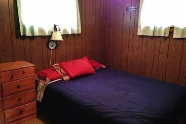 별장 Lakefront Cabin W/ Private Dock: Boat, Fish & Swim