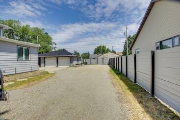 Neenah Home W/ Deck: Near Lake Winnebago