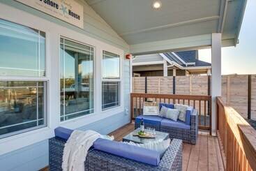 بيت ريفى Pet Friendly Retreat W/ Fenced Yard, Walk To Beach