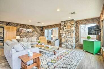 茅舍 Spacious Missouri Escape W/ Private Dock