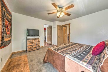 Tall Pines Treehouse  W/ Deck & Hot Tub!