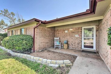 Abilene Home W/bbq & Pvt Yard, 1 Mi To Acu!