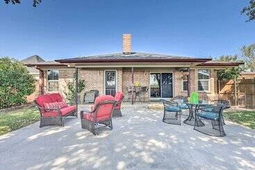 Abilene Home W/bbq & Pvt Yard, 1 Mi To Acu!