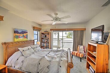 コテージ Private Pool & Deck: Canalfront St James City Home