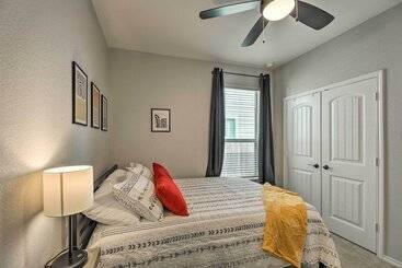 Charming Home Near Austin W/ Grill & Porch!
