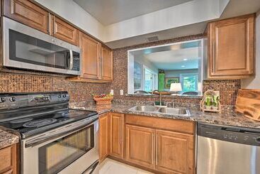 Huge Lutz Family Retreat W/ Game Room & Pool!