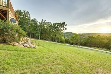 Lake View Home In Blue Eye W/ Hot Tub & Fire Pit!
