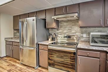 Lakefront Fairbanks Unit, 1 Mile To Pioneer Park!