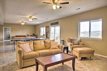 Kimberling City Home W/ Game Room & Lake Access
