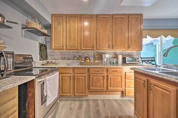 ~ 9 Mi To Universal: Orlando Retreat W/ Sun Porch!