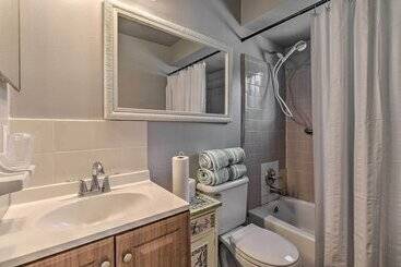 ~ 9 Mi To Universal: Orlando Retreat W/ Sun Porch!