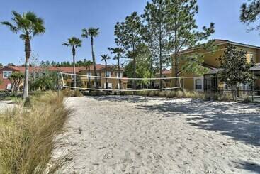Luxe Terra Verde Villa W/ Theater: 6 Mi To Disney!