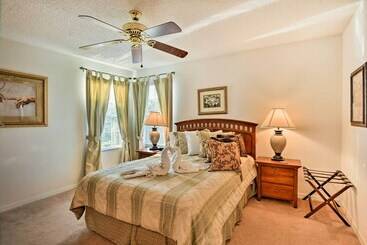 Luxe Terra Verde Villa W/ Theater: 6 Mi To Disney!
