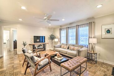 Mid Century Modern Escape In Central Lakeland!