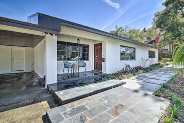 Mid Century Modern Escape In Central Lakeland!