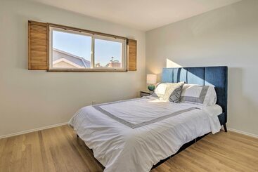 Oceanside Home W/ Patio & Grill, Walk To Beach!