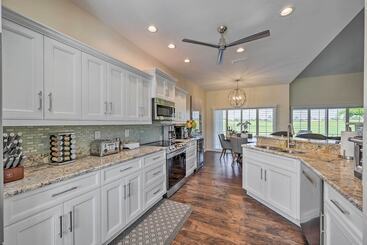 Modern Naples Home W/ Amenity Access!