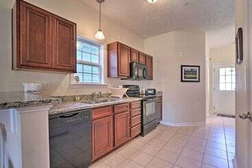Myrtle Beach Cottage W/ Pool, Walk To Ocean!