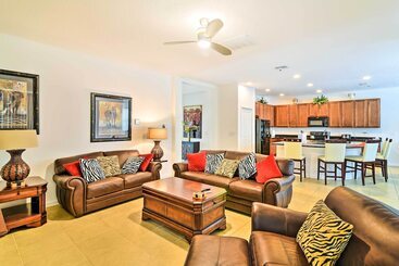Home W/ Private Pool & Spa: 8 Mi To Disney