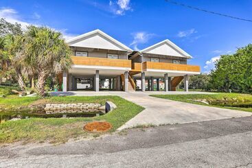Tampa House W/ Patio, Near Downtown & Beaches!