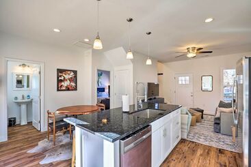 Bright & Inviting Home By Biltmore Village W/ Deck
