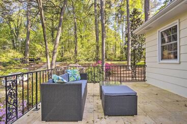 Bright Cary Home With Deck < 15 Mi To Raleigh!