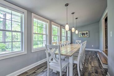 Bright Cary Home With Deck < 15 Mi To Raleigh!