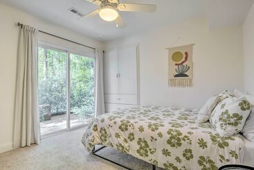 Bright Cary Home With Deck < 15 Mi To Raleigh!