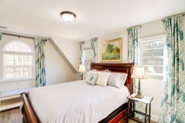 Dreamy Lead Hill Cottage W/ Fire Pit & Hammock!