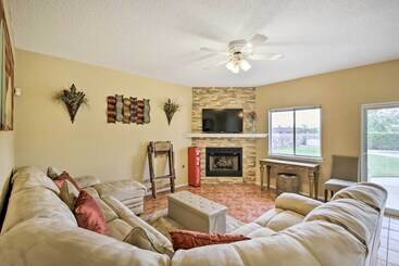 El Paso Retreat W/ Pool: 11 Mi To Downtown!