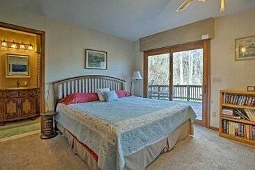 コテージ Emerald Gate Farm Cabin W/ On Site Fishing Pond!