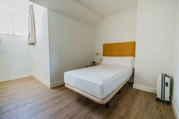 هتل Spirit Apartamentos Valladolid Centro