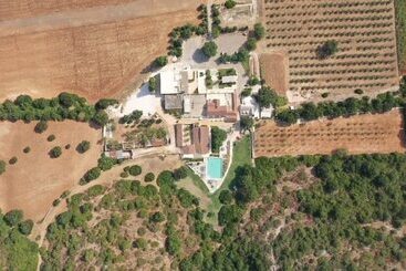 هتل روستایی Masseria Paretano