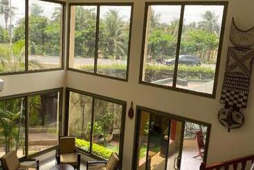 هتل Veronica Guest House