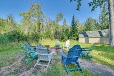 Houghton Lake Area Home W/ Fire Pit & Yard!