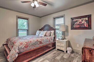 Lake Charles Home: 1 Mi To Public Boat Launch