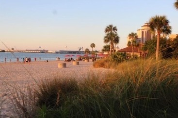 Lake Charles Home: 1 Mi To Public Boat Launch